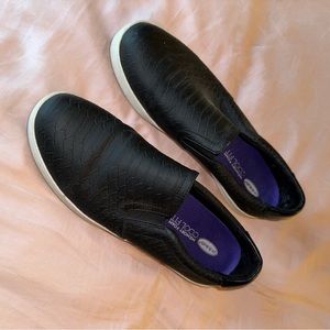 🩵Dr Scholls Madison Black Snake Slip Ons 9.5